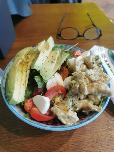 Comentarii opinii despre Submarine Burger Radnička