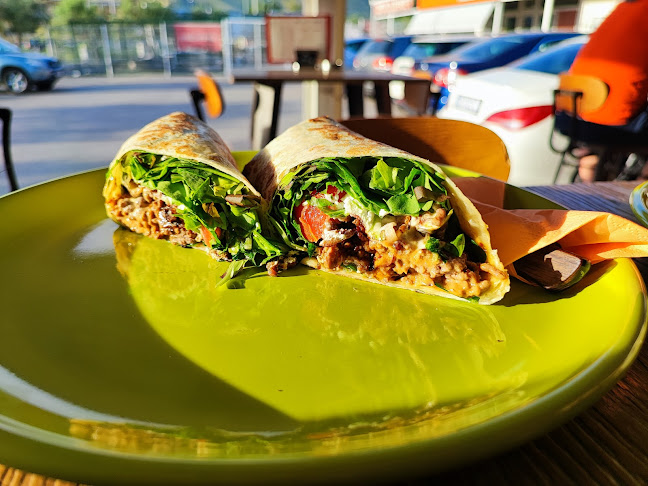 Opinii despre Cirkus Fast Food în Stobreč - Gastronomija i ugostiteljstvo