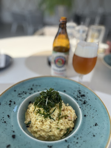 Comentarii opinii despre Yacht Bar & Restaurant