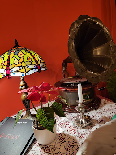 Ul. Braće Radić 53, 42000, Varaždin