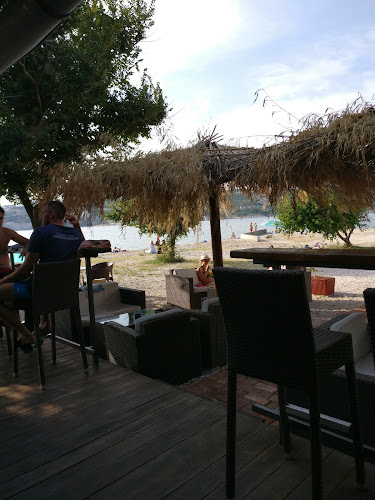 Opinii despre Beach bar Puerta în Kraljevica - Gastronomija i ugostiteljstvo