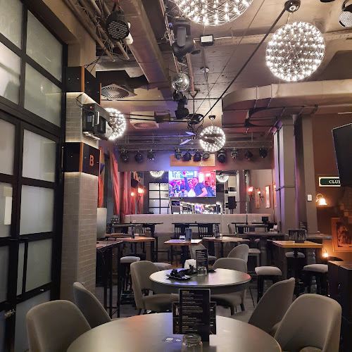 Ul. Franje Kuhača 4, 31000, Osijek