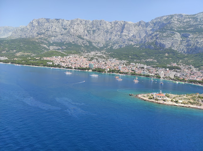 Opinii despre Makarana în Makarska - Gastronomija i ugostiteljstvo