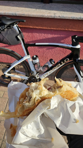 Opinii despre Pekarna i Trgovina Antonija în Sop - Gastronomija i ugostiteljstvo