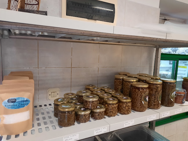 Opinii despre Peskarija Kalambera în Vis - Gastronomija i ugostiteljstvo