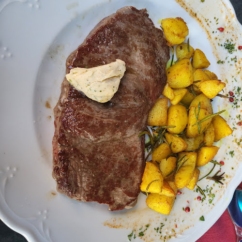 Strossmayerovo šetalište 38, 51260, Crikvenica