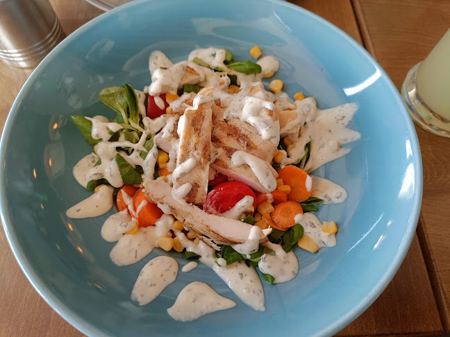 Obala kneza Domagoja 1, 21000, Split