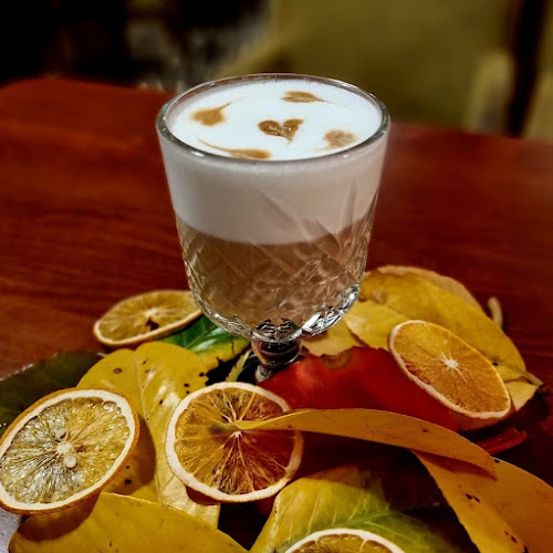 Ilir bar - Gastronomija i ugostiteljstvo