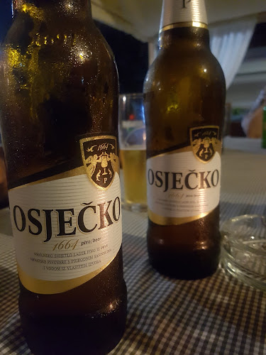 Comentarii opinii despre Fess Caffe