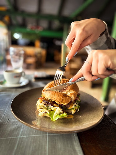 Comentarii opinii despre Rustik