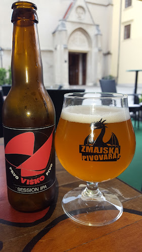 Comentarii opinii despre Tolkien's House