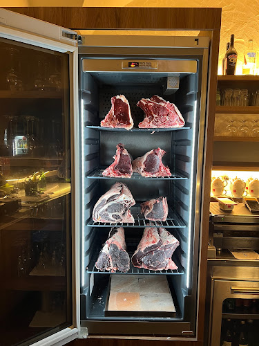 Restoran "Stari grad" - Gastronomija i ugostiteljstvo