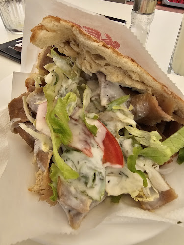 Comentarii opinii despre Gelateria & Kebab ISTRA