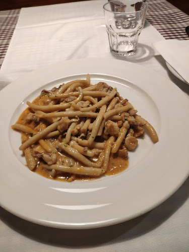 Konoba "Girica" - Gastronomija i ugostiteljstvo