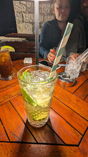Opinii despre Cocktail bar Massimo în Korčula - Gastronomija i ugostiteljstvo