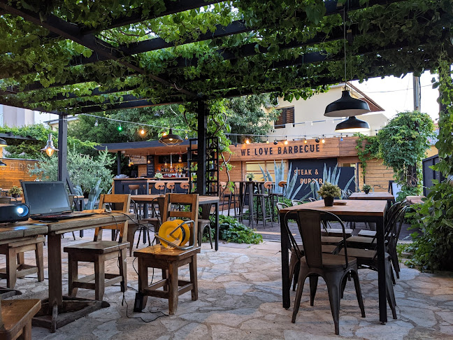 Garden Restaurant BBQ