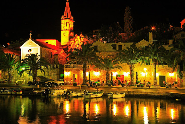 Opinii despre Bistro Vila Marija Splitska Brač în Supetar - Gastronomija i ugostiteljstvo