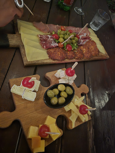 The Shipyard Pub - Gastronomija i ugostiteljstvo