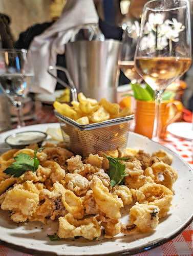 Opinii despre Mama's Pot Tavern în Dubrovnik - Gastronomija i ugostiteljstvo