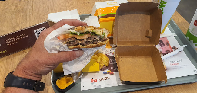 McDonald's Vukova Gorica - Gastronomija i ugostiteljstvo