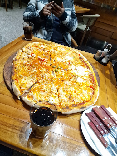 Pizzeria "Shark"