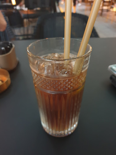 Jimmy Woo Bar - Gastronomija i ugostiteljstvo