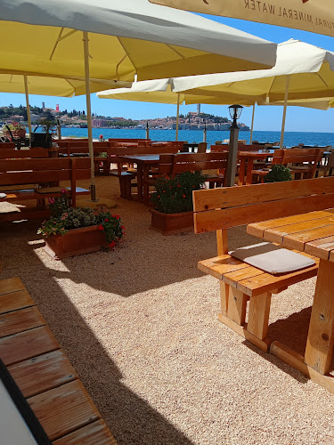 Opinii despre Volley Ferata în Rovinj - Gastronomija i ugostiteljstvo