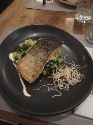 Comentarii opinii despre ​Batak Centar Cvjetni