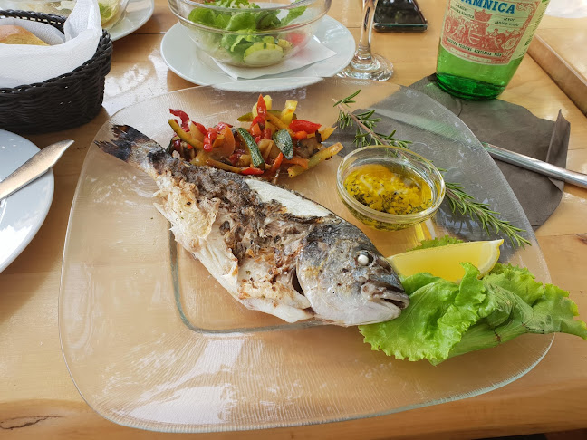 Pirates Grill Garden - Gastronomija i ugostiteljstvo