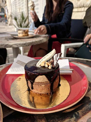 Opinii despre Slasticarnica Hvar în Hvar - Gastronomija i ugostiteljstvo