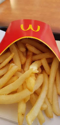 McDonald’s Kvatrić - Gastronomija i ugostiteljstvo