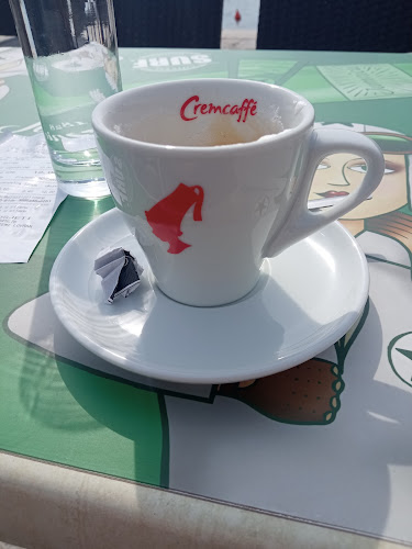 Opinii despre Caffe Bar Surf în Opatija - Gastronomija i ugostiteljstvo