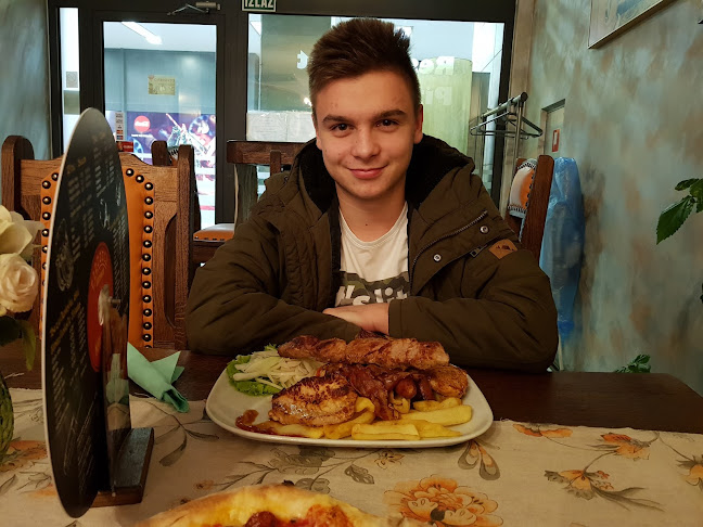 Comentarii opinii despre Pizzeria Novi Saloon