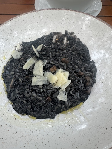 Opinii despre Mali Raj în Bol - Gastronomija i ugostiteljstvo