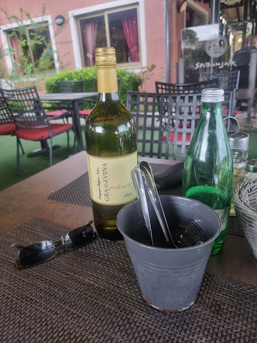 Sabunjar - Gastronomija i ugostiteljstvo