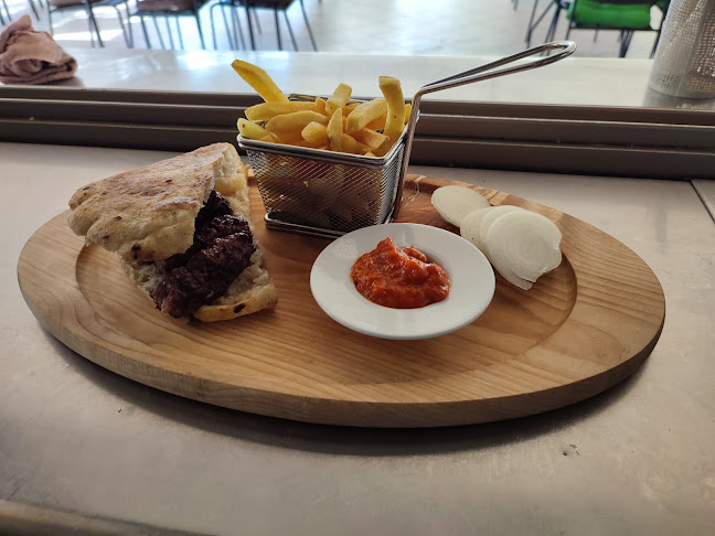 Opinii despre Fast Food & Grill CAP CAP - Zelena Laguna în Poreč - Gastronomija i ugostiteljstvo