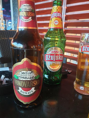 Opinii despre Caffe Bar Kiss & Pekarna Klinča în Klinča Sela - Gastronomija i ugostiteljstvo