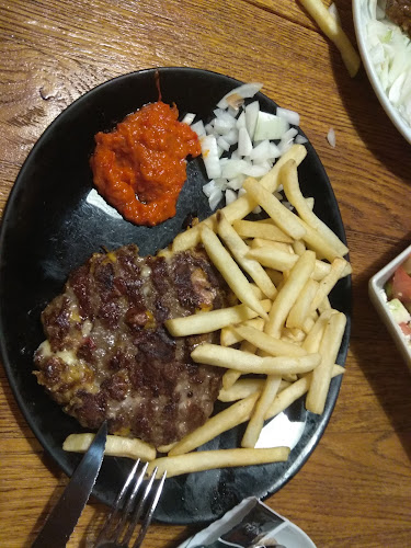 Carraca Pub - Gastronomija i ugostiteljstvo