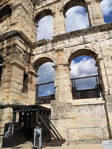 Amfiteatarska ul. 6, 52100, Pula