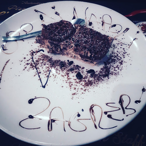 L' oro di Napoli - Zagreb