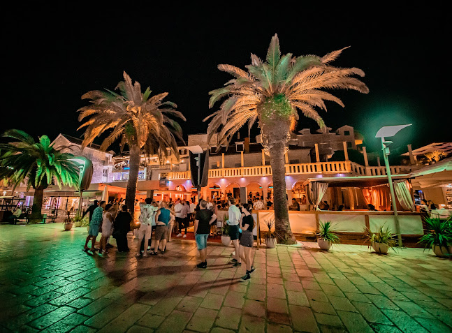 Carpe Diem Bar (Hvar Town) - Gastronomija i ugostiteljstvo