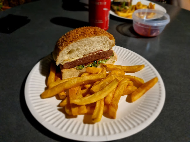 Fast food “Queen” - Hvar