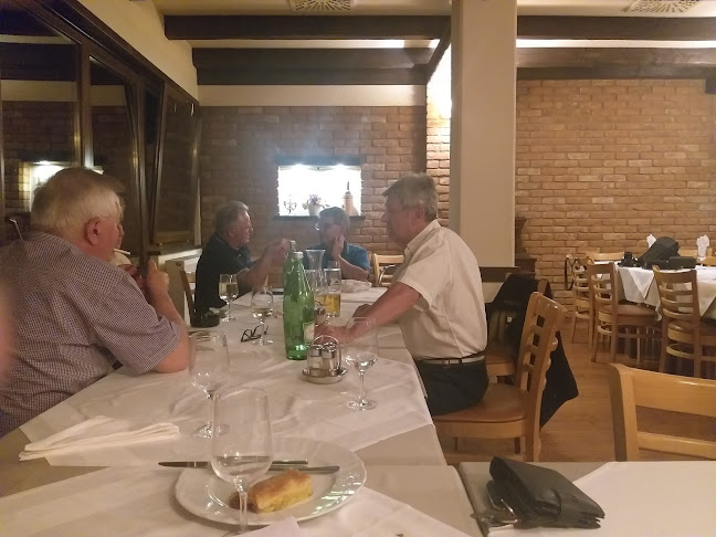 Opinii despre Lašćinska Klet - Restoran - Ferenčina în Zagreb - Gastronomija i ugostiteljstvo