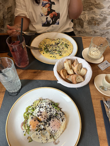 BACKYARD TRATTORIA - Pula