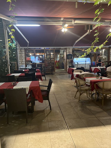 Trg slobode 1, 52470, Umag