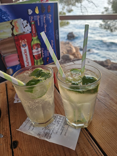 Makarano Bar - Gastronomija i ugostiteljstvo