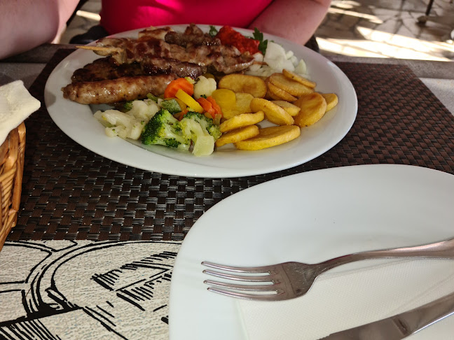 Opinii despre GRILL RESTORAN GALEB în Pula - Gastronomija i ugostiteljstvo