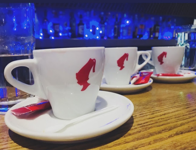 Caffe bar Oscar - Makarska