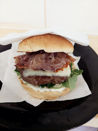 Ul. Vatroslava Lisinskog 4, 20000, Dubrovnik