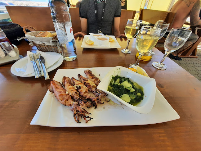 Ahipara zalogajnica, Podgora - Gastronomija i ugostiteljstvo